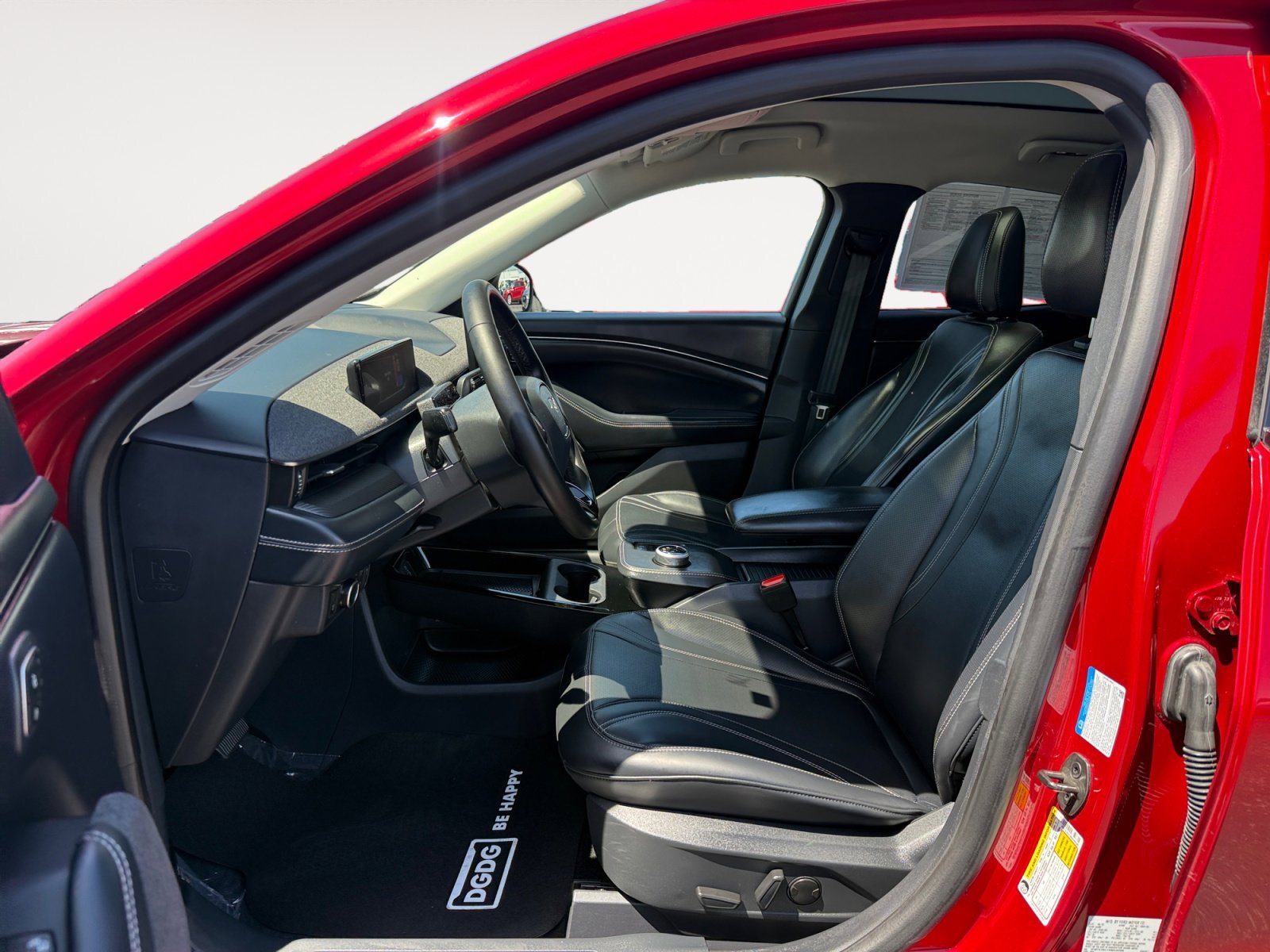 Used 2022 Red Metallic Ford Premium image 10