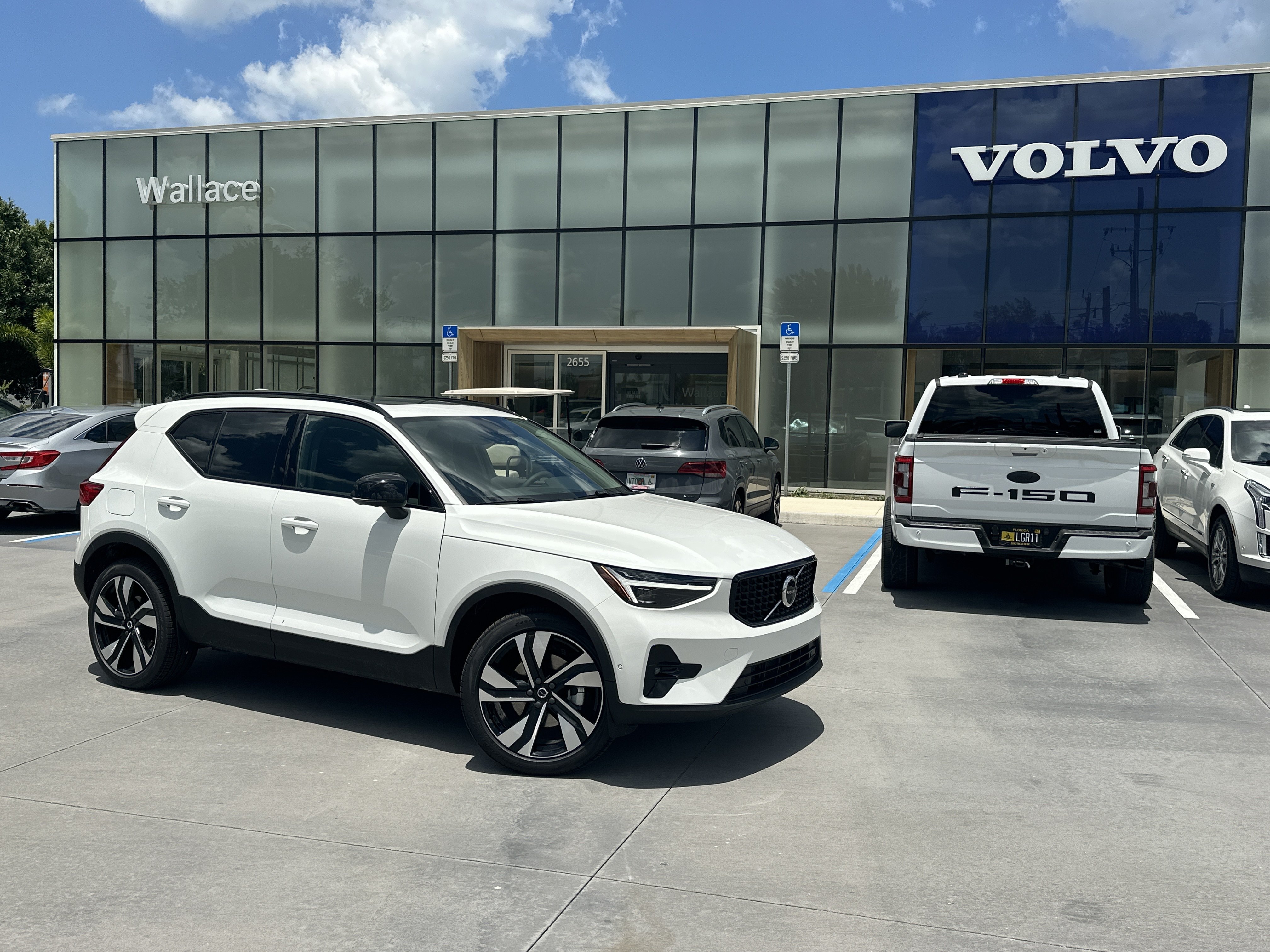 New 2026 Crystal White Volvo Ultra image 1