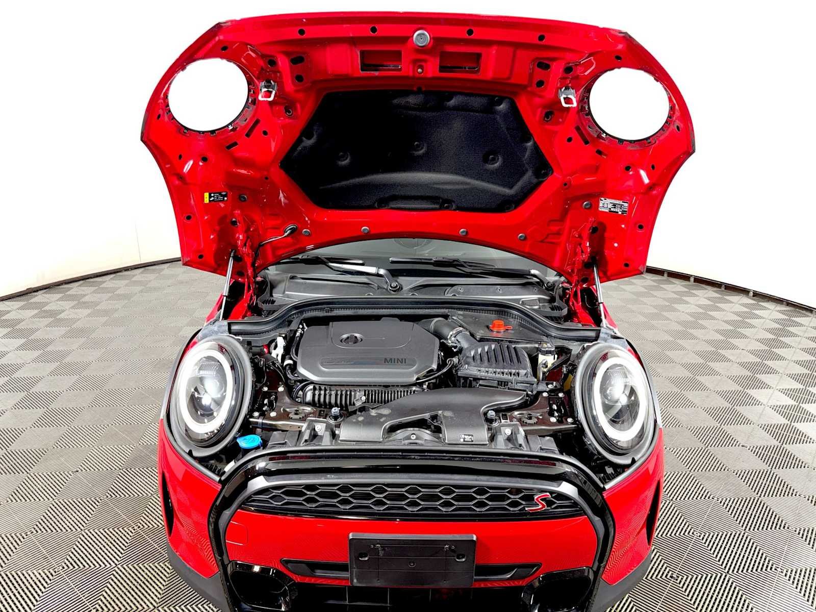 Used 2023 Chili Red MINI Cooper S image 31