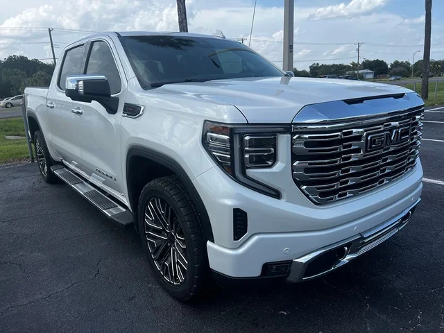 2023 GMC Sierra 1500 Denali