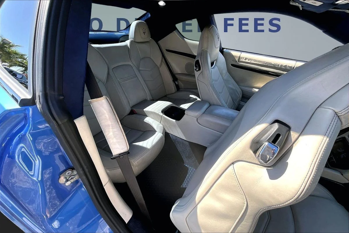 Used 2014 Blue Maserati Sport image 25