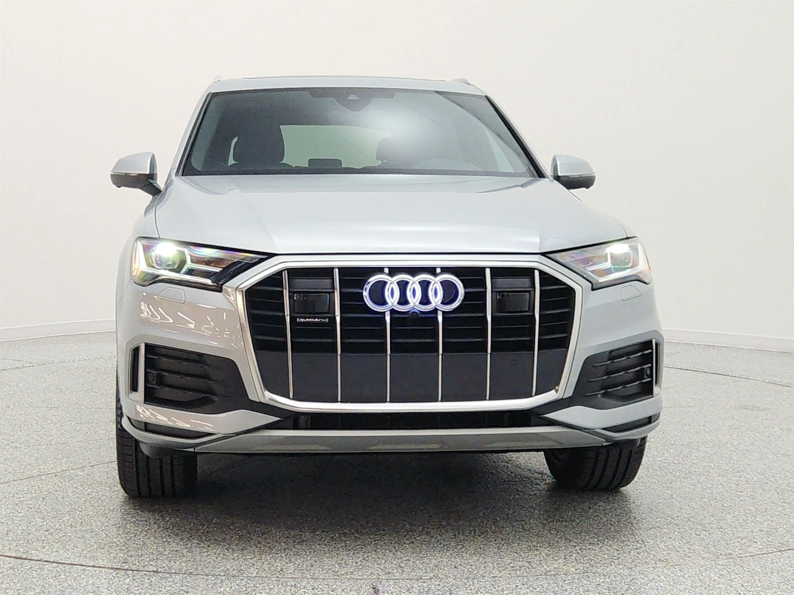 Used 2023 Satellite Silver Metallic Audi Premium 45 TFSI quattro image 2