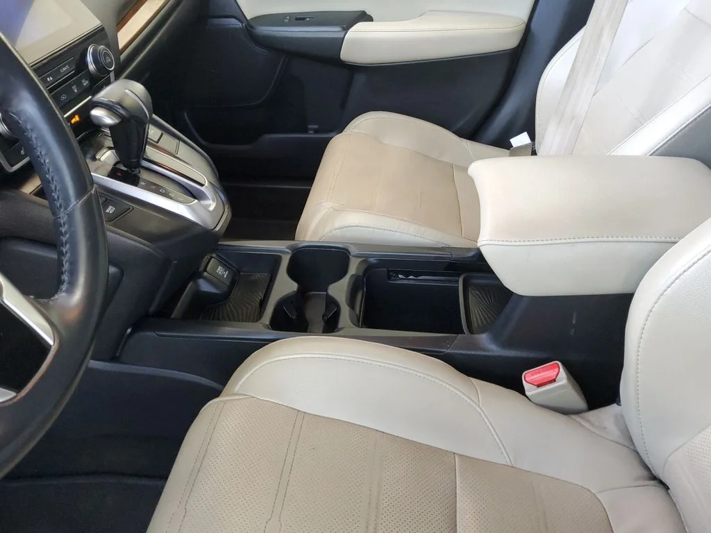 Used 2019 Red Honda Touring image 23