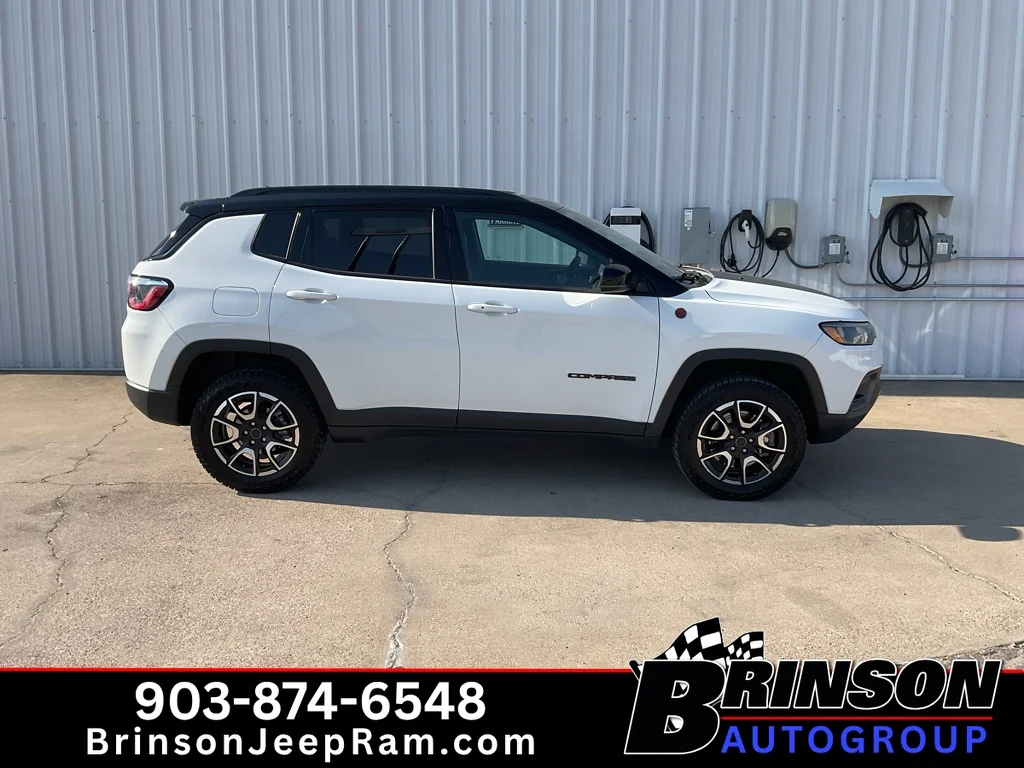 Used 2025 Bright White Clearcoat Jeep Trailhawk image 8
