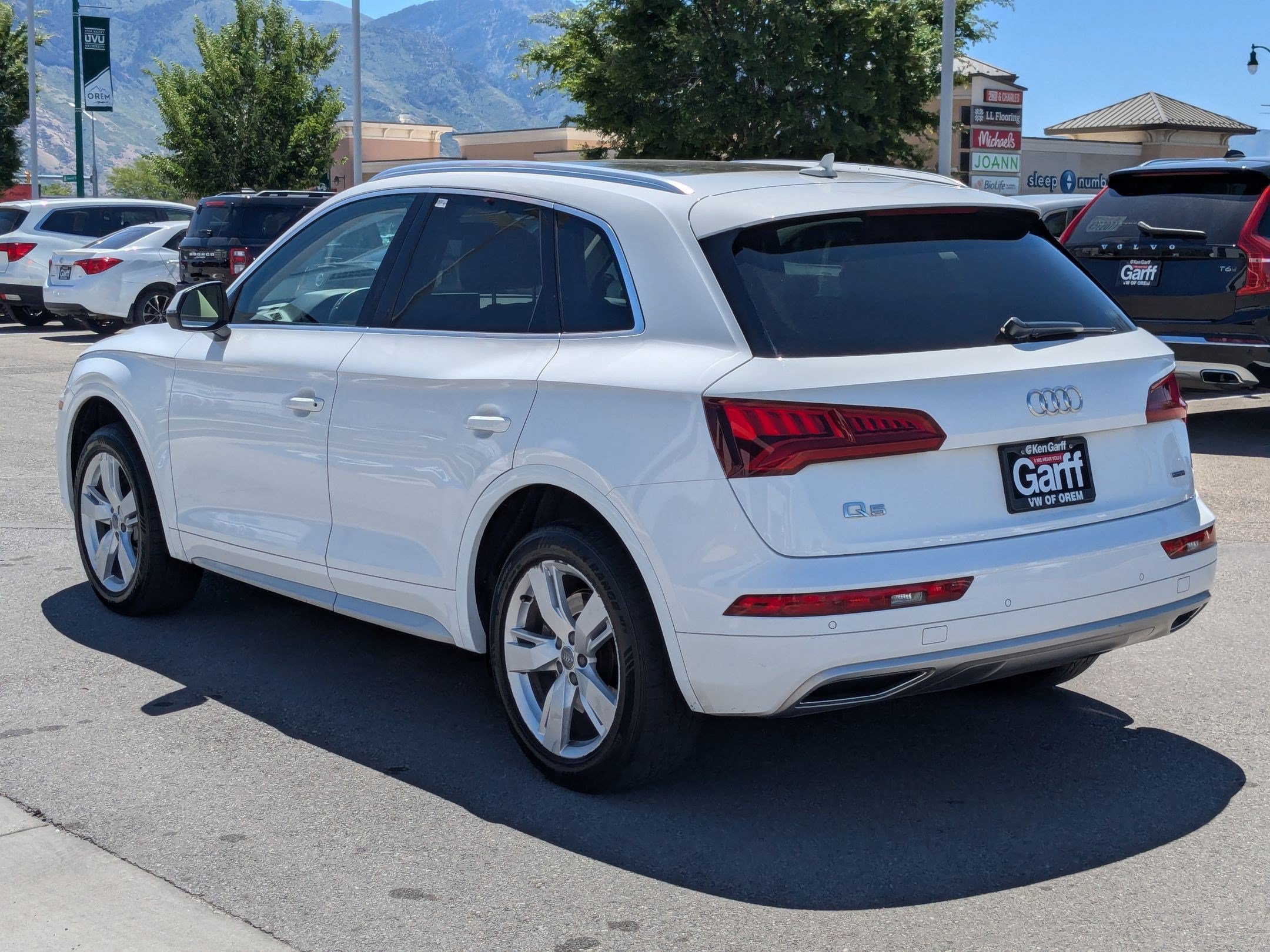 Used 2019 Ibis White Audi Premium Plus image 5