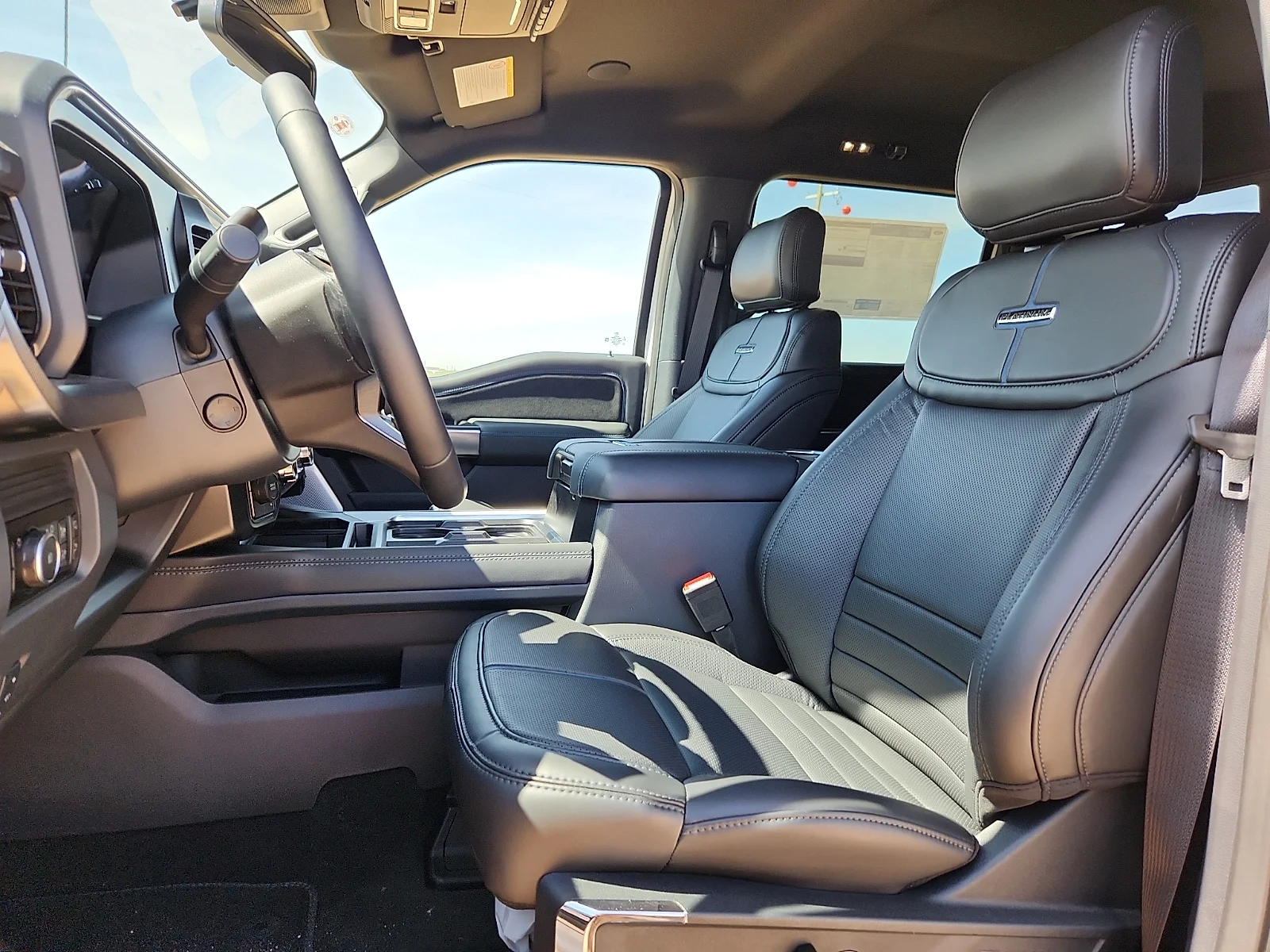 New 2026 Star White Metallic Tri-Coat Ford F-250® Platinum® image 17