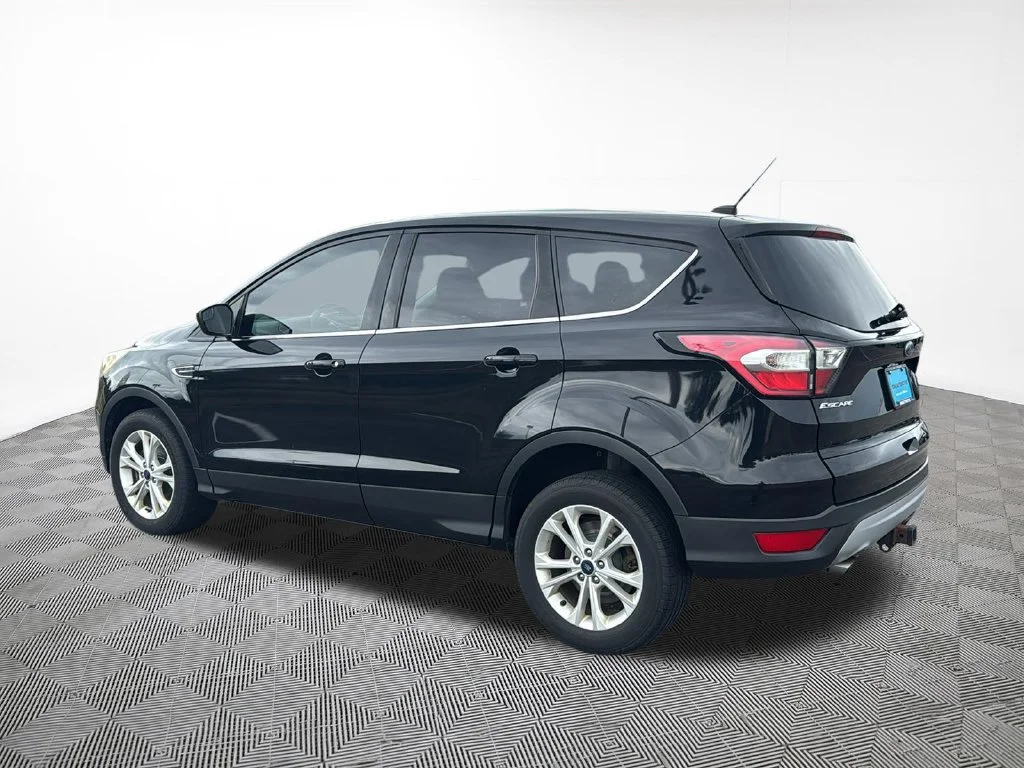 Used 2017 White Ford SE image 12