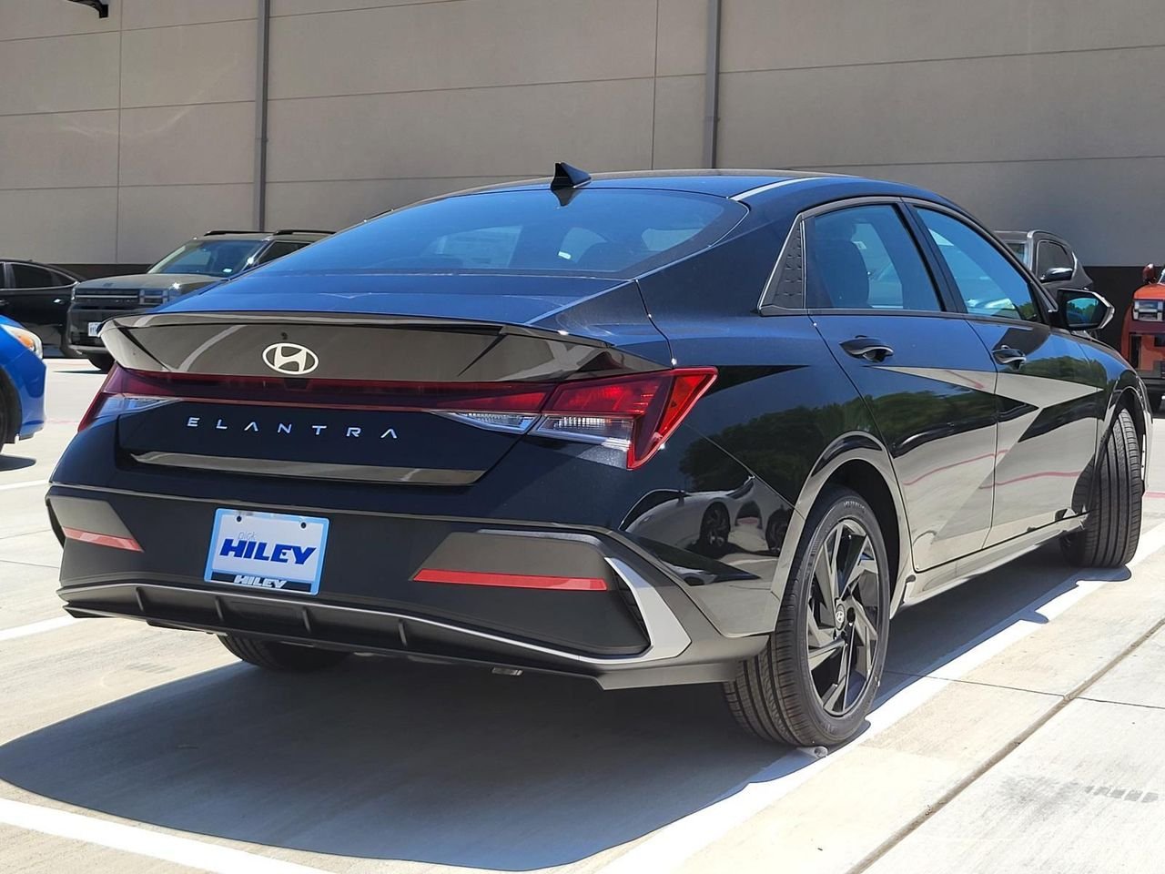 New 2026 Abyss Black Hyundai SEL Sport image 5