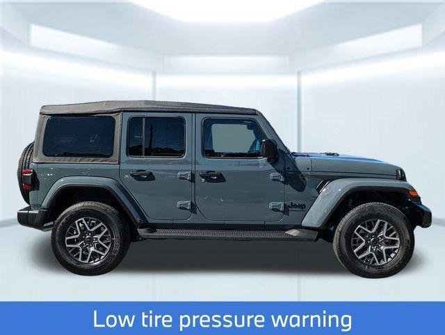 New 2026 Anvil Clear-Coat Exterior Paint Jeep Sahara image 8