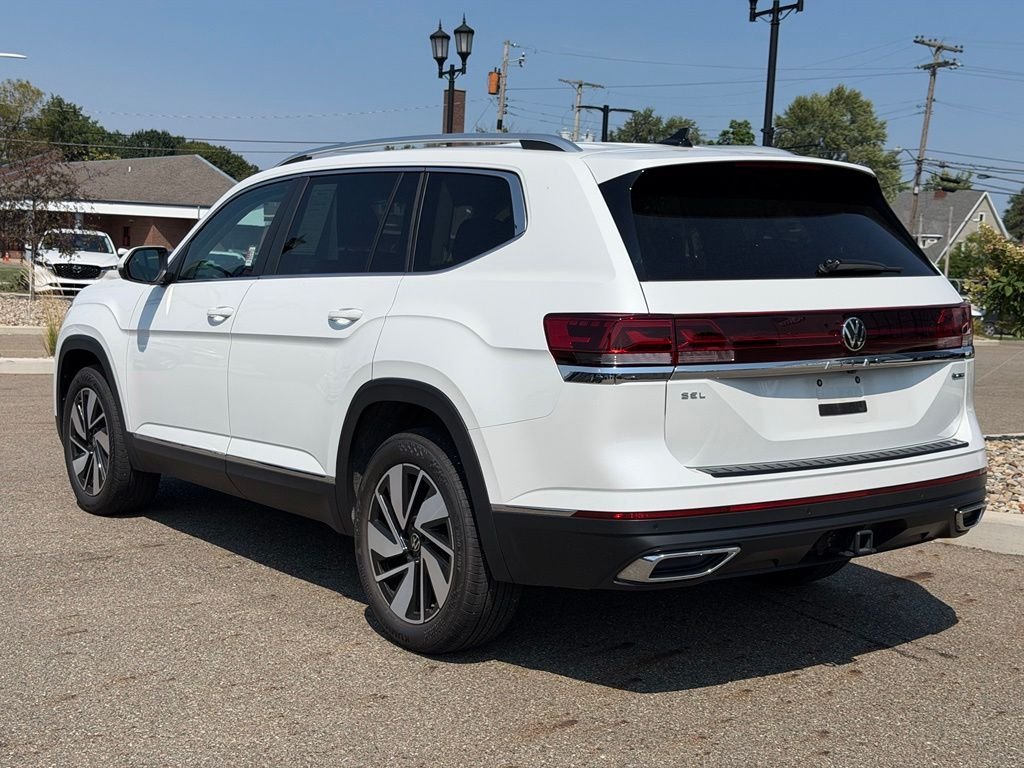 Used 2024 White Volkswagen 2.0T SEL image 3