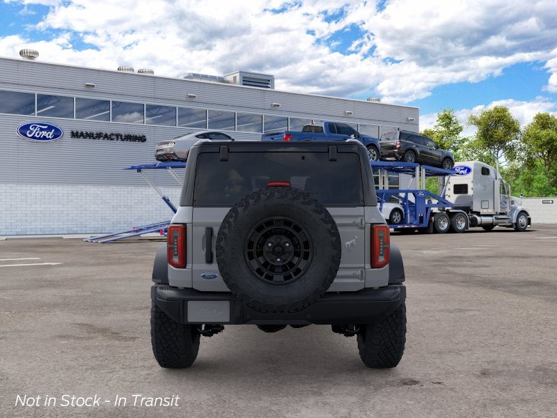 New 2026 Avalanche Gray Ford Badlands® image 5