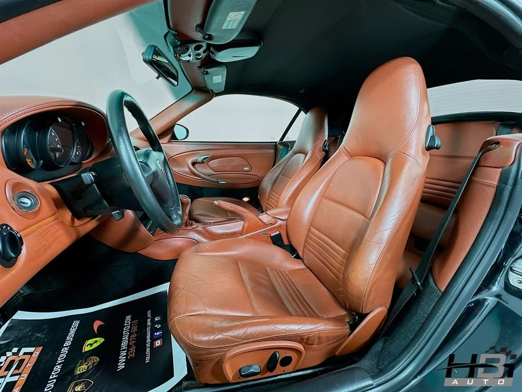 Used 2003  Porsche Carrera 4 image 14