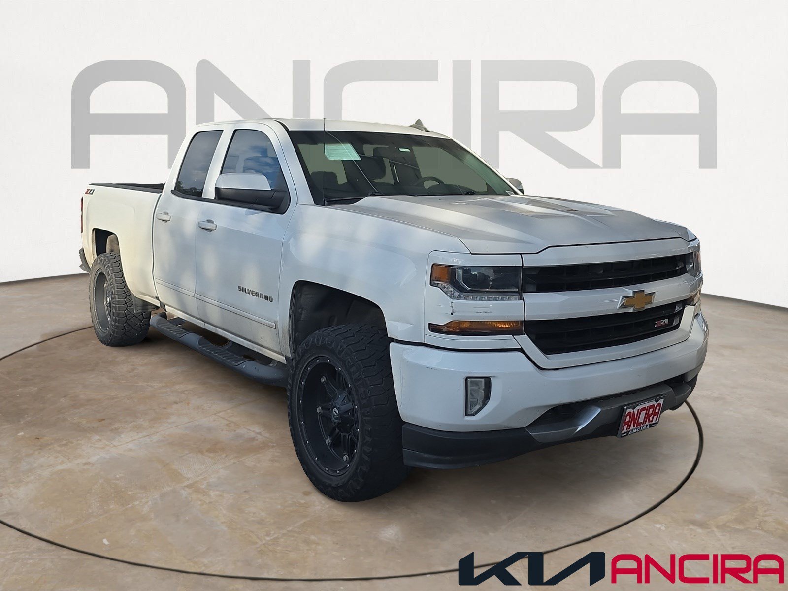 Used 2017 Summit White Chevrolet LT image 1