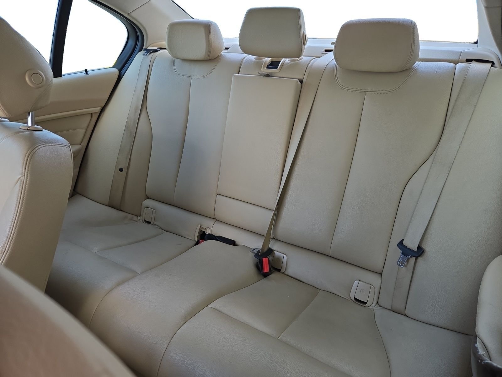 Used 2014 White BMW 328i image 24