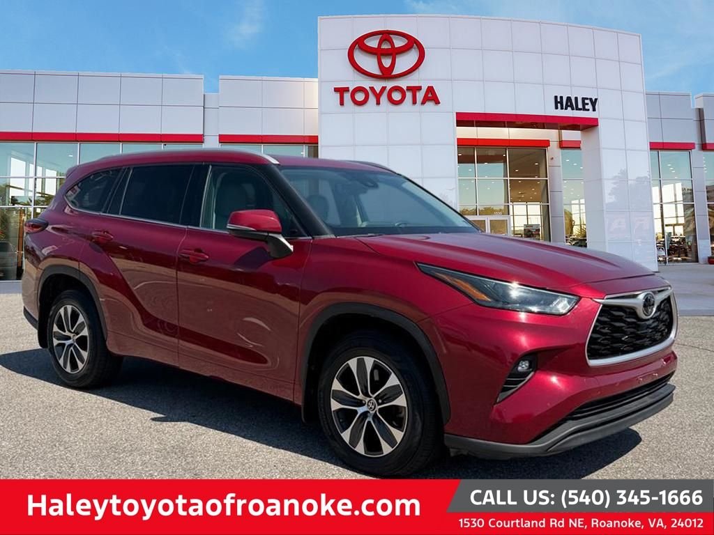 Used 2022 Red Toyota XLE image 1