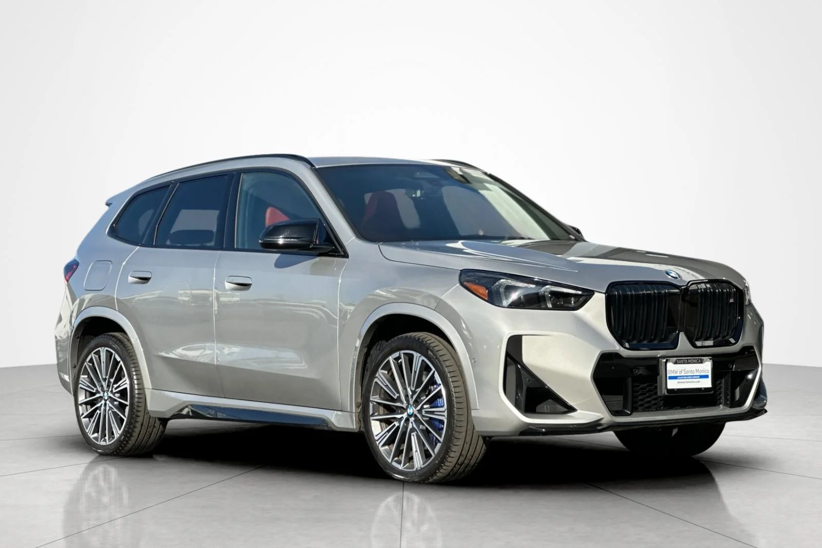 Used 2024 Space Silver Metallic BMW M35i image 7