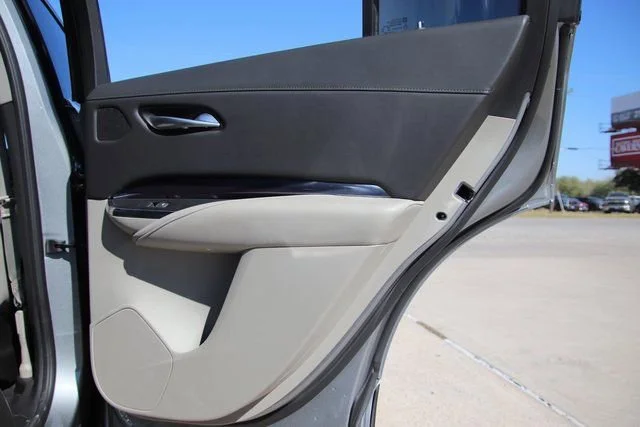 Used 2023 Argent Silver Metallic Cadillac Luxury image 30