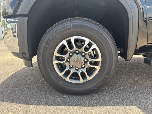 2025 GMC Sierra 2500HD SLT - Photo 20