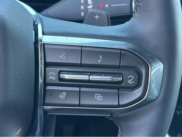 2026 GMC Yukon Denali - Photo 34