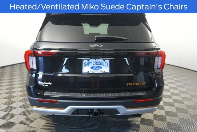New 2026 Agate Black Metallic Ford Tremor® image 17