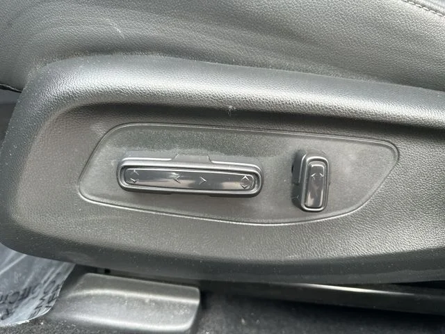 Used 2024 Gray Honda EX-L image 16
