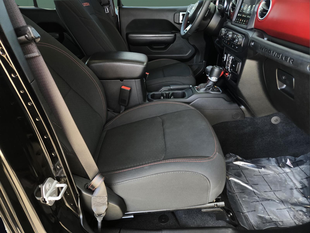 Used 2019 Black Jeep Unlimited Rubicon image 27