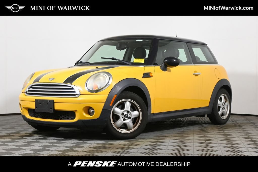 2009 MINI Cooper -'s photo