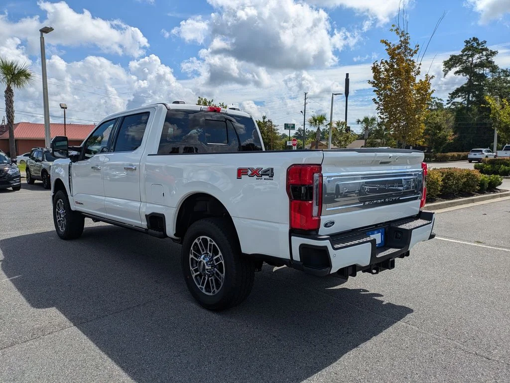 New 2026 Star White Metallic Tri-Coat Ford Platinum image 6