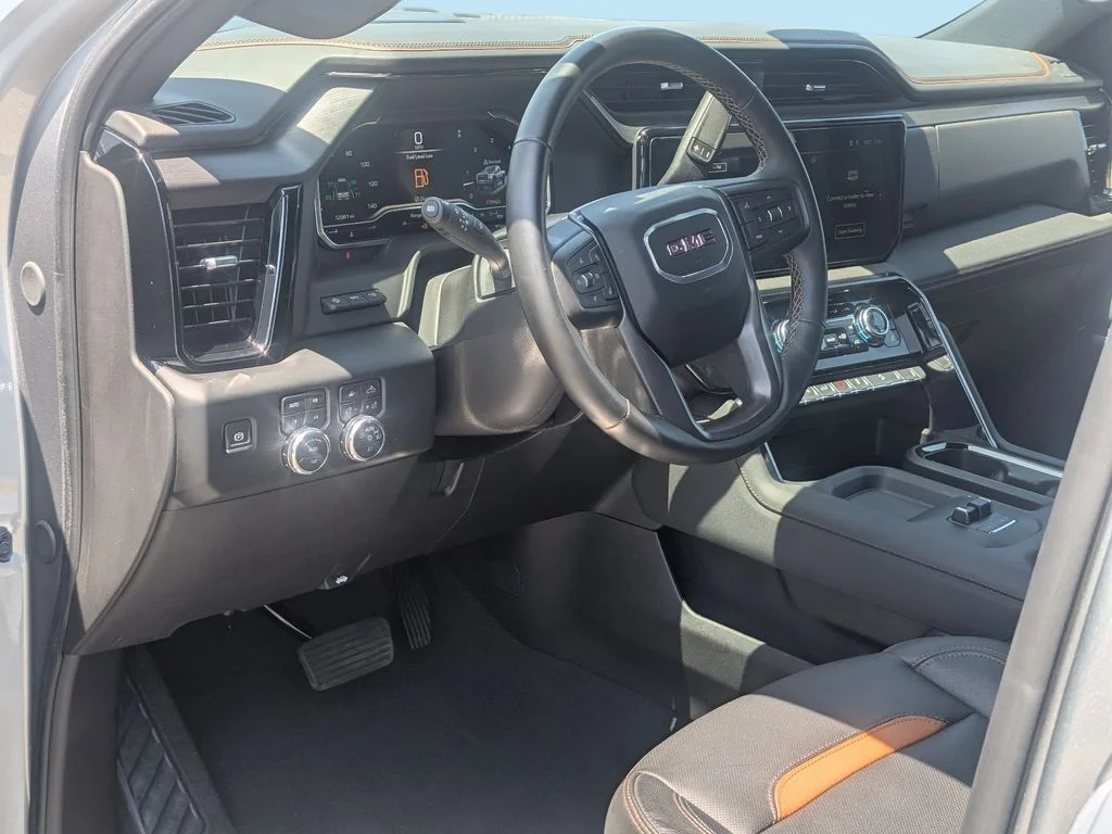 Used 2025 Silver GMC AT4 image 17