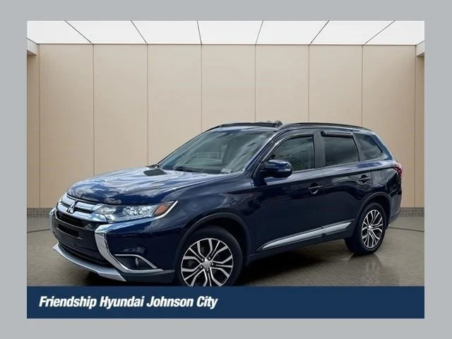 2016 Mitsubishi Outlander SEL S-AWC's photo