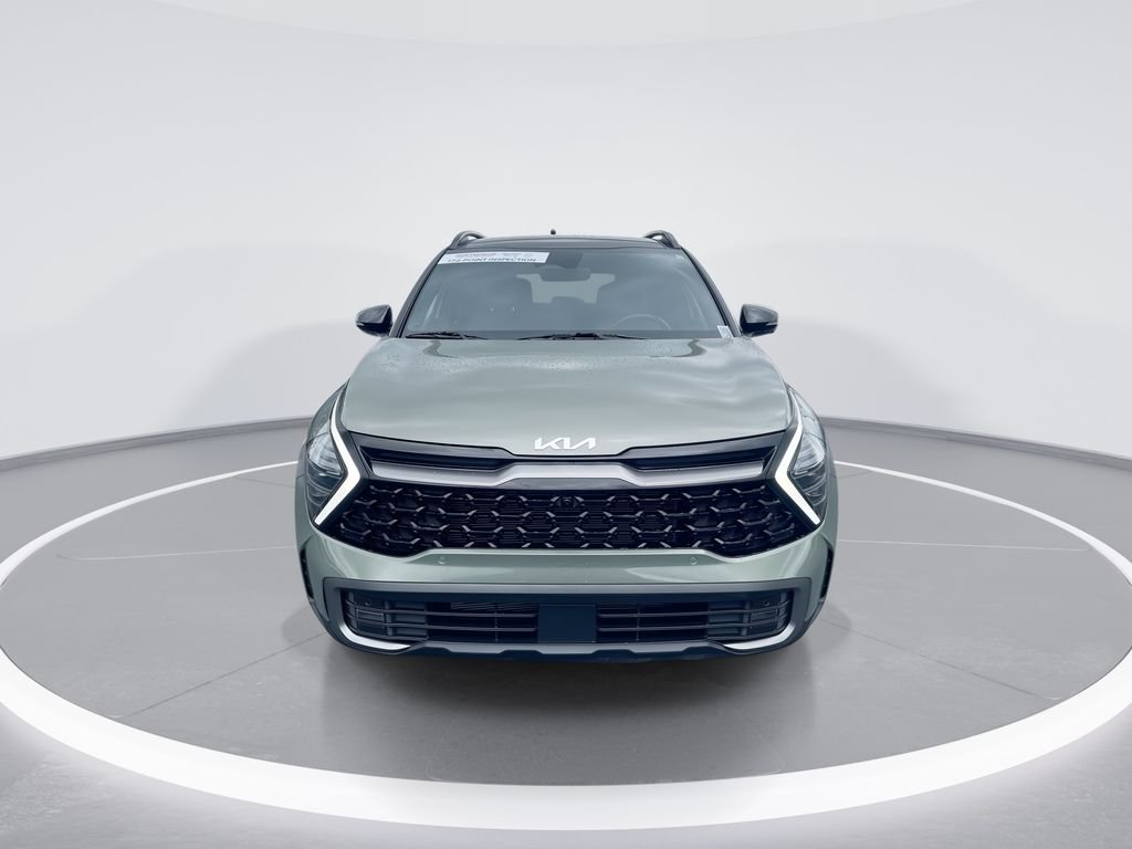 Used 2024 Green Kia X-Pro Prestige image 3