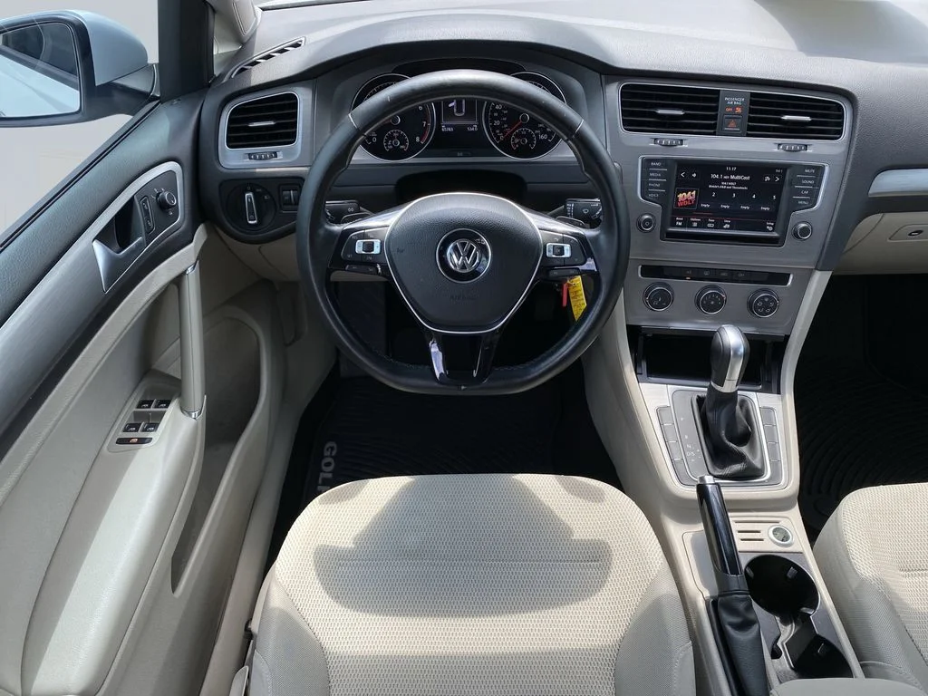 Used 2016 Pure White Volkswagen S image 13