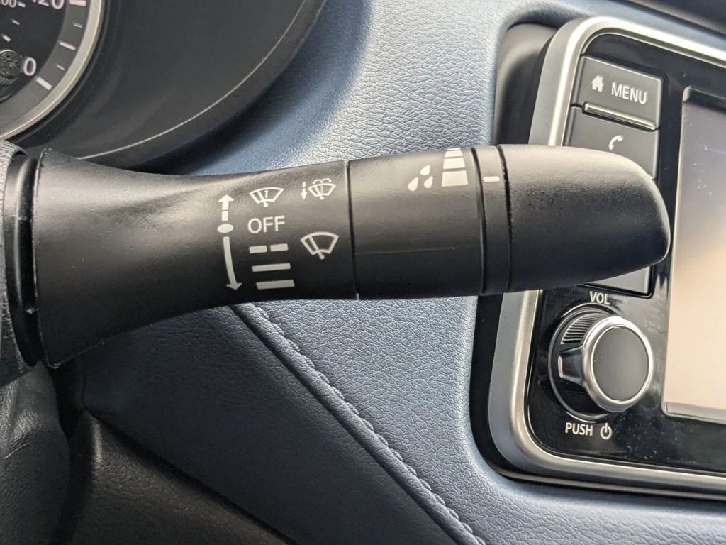 2025 Nissan Versa Sedan SV - Photo 26