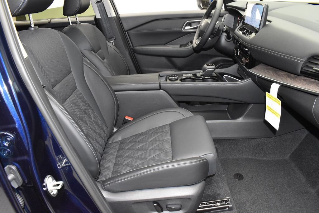 New 2026 Deep Ocean Blue Pearl Nissan Platinum image 27
