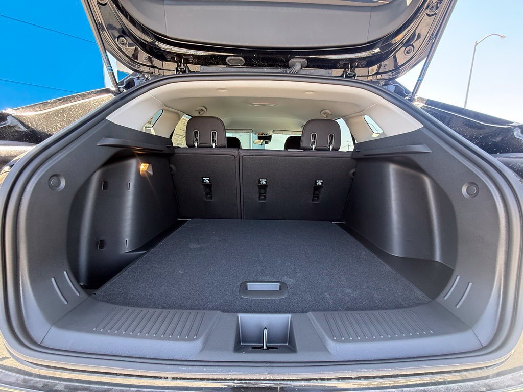 2026 Chevrolet Trax LS - Photo 9