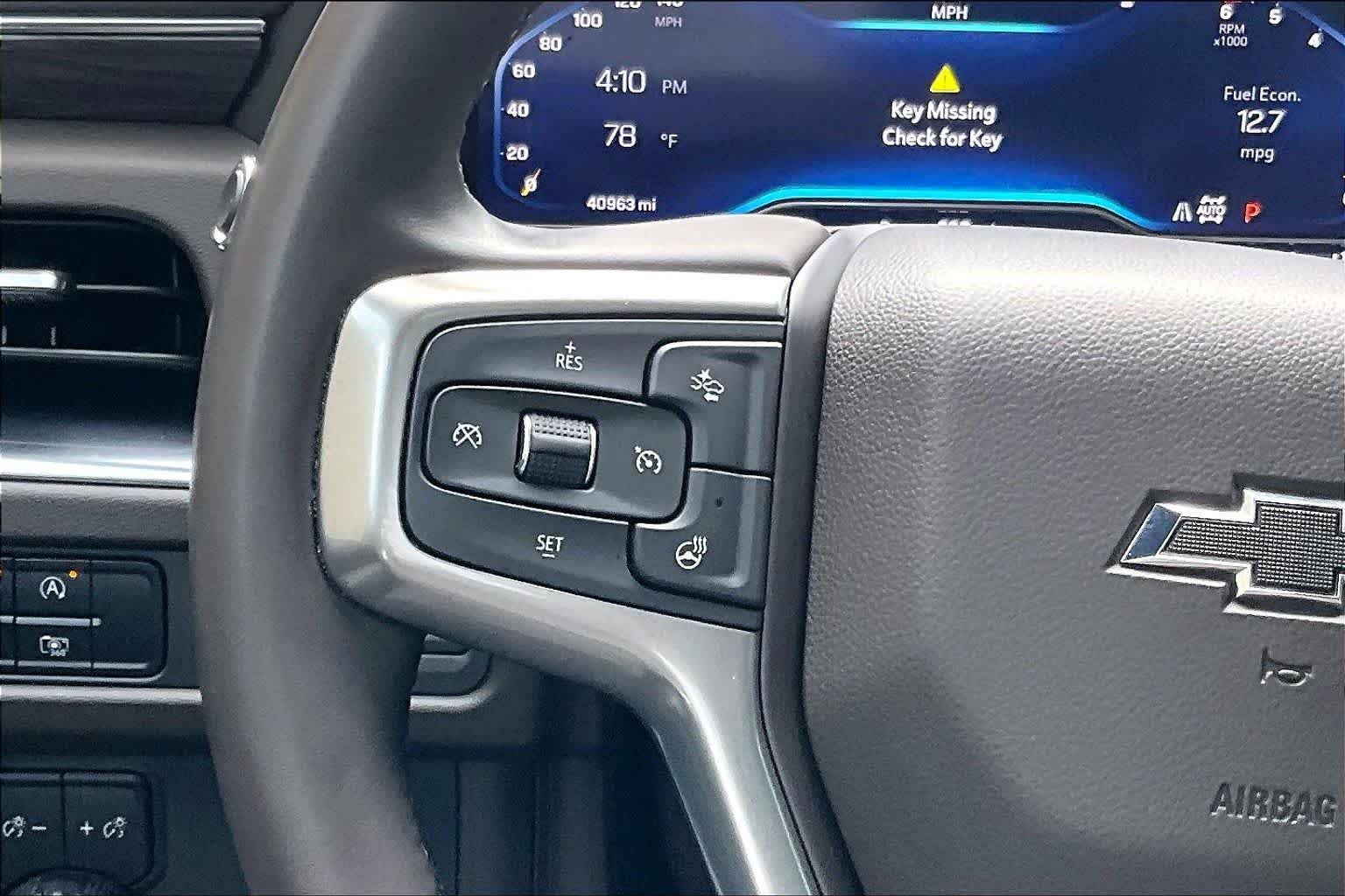 Used 2023 Summit White Chevrolet Z71 image 24
