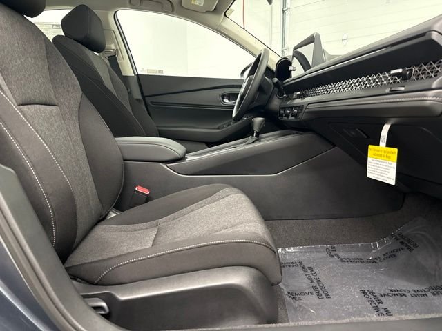 New 2026 Meteorite Gray Metallic Honda SE image 23