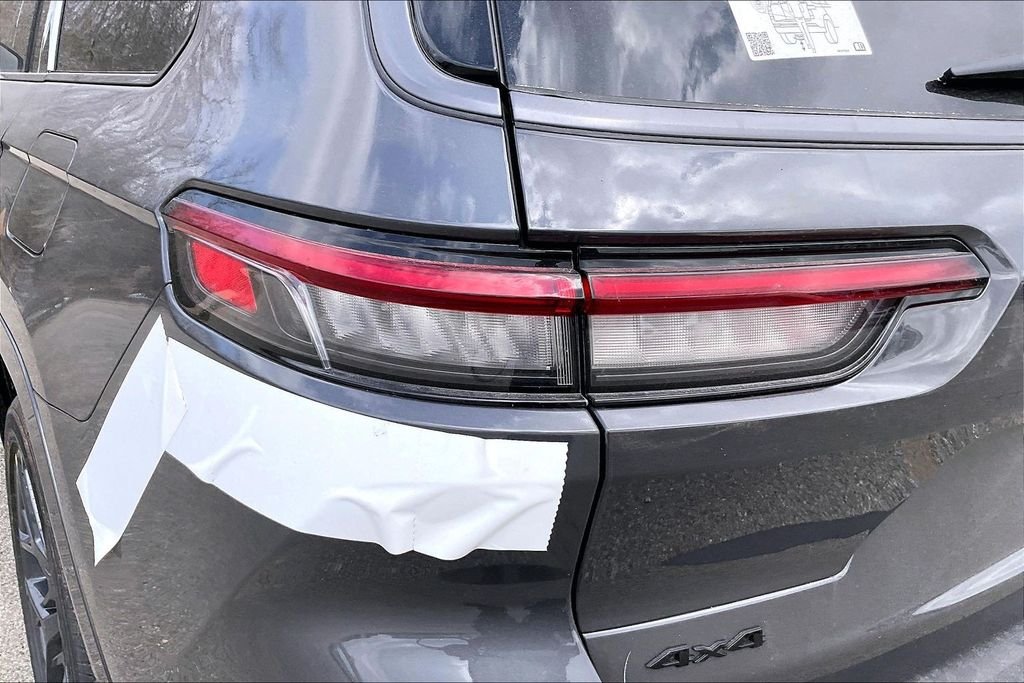 New 2026 Jeep Grand Cherokee L Summit 4D Sport Utility