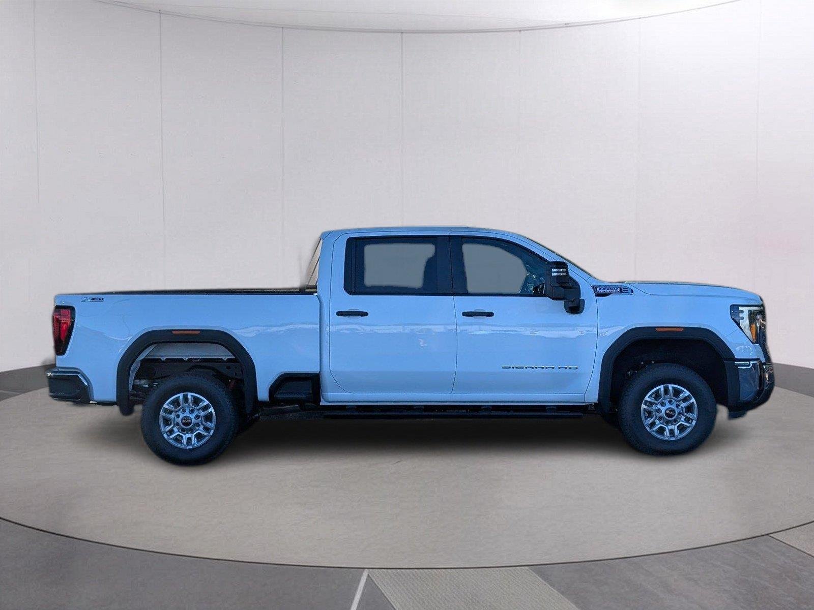 New 2026 Summit White GMC Pro image 8