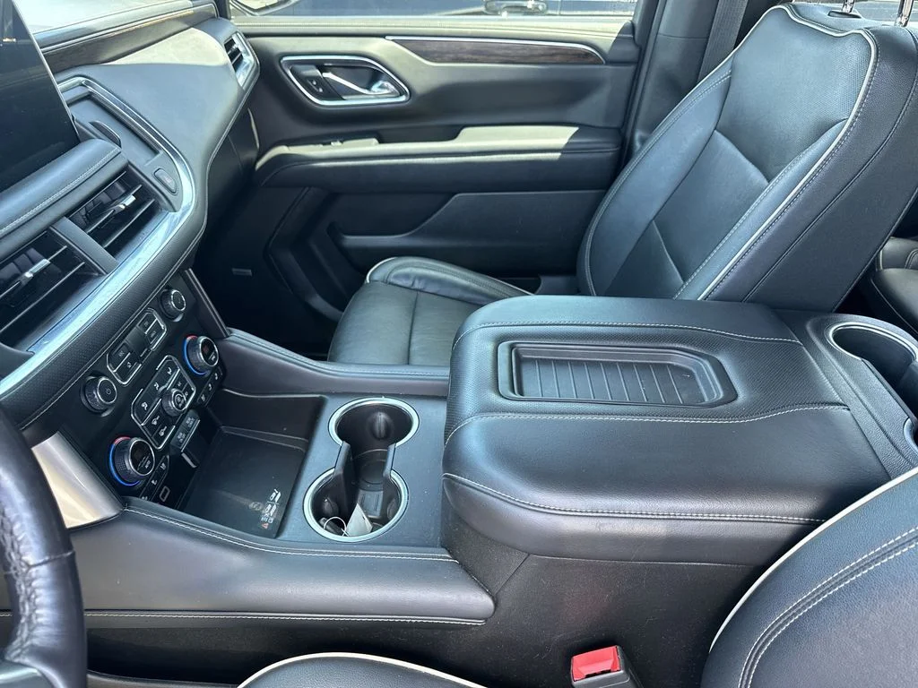 Used 2021 White Chevrolet Premier image 21