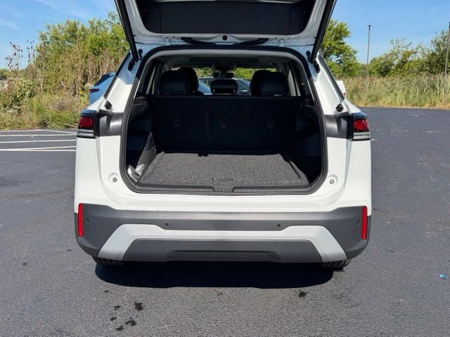 New 2026 Pure White Volkswagen 2.0T SE image 3