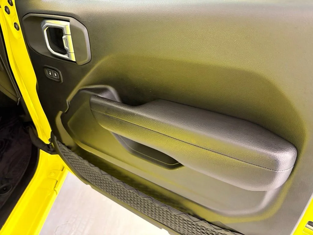 Used 2024 Yellow Jeep Sport S image 40