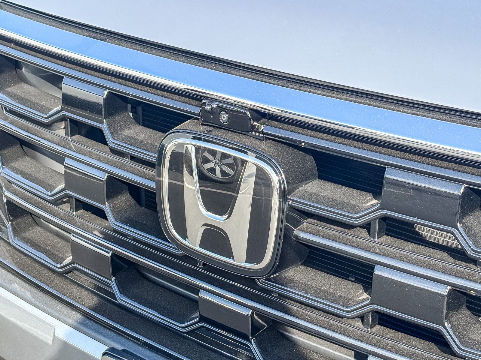 New 2026 Sonic Gray Pearl Honda Touring S image 9