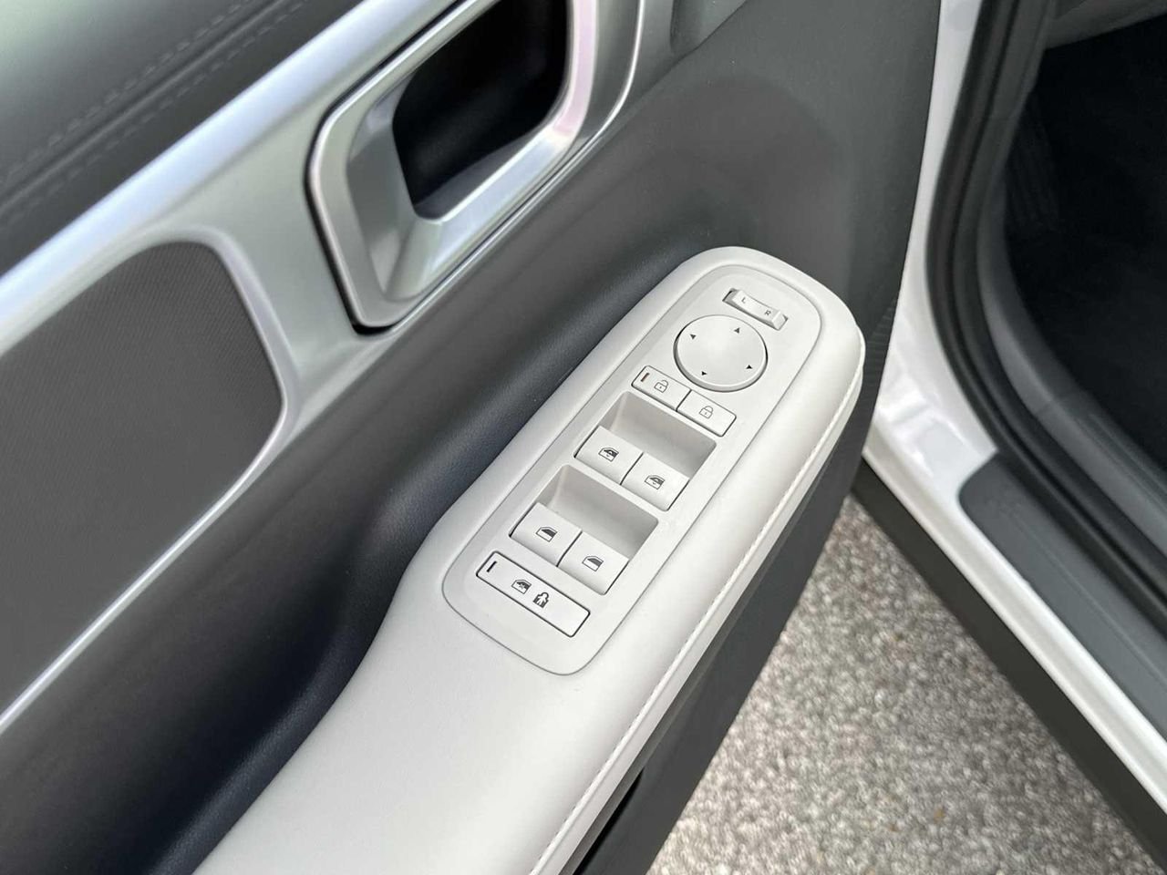 2026 Hyundai Santa Fe SEL - Photo 15