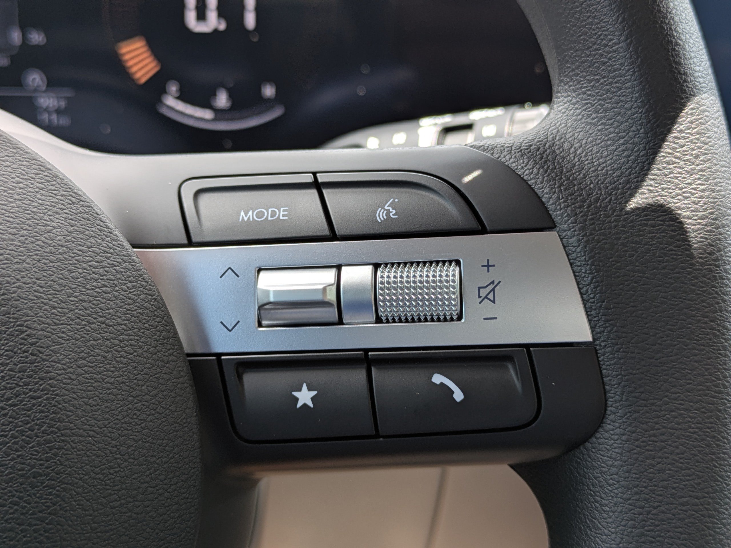 New 2026 Hampton Gray Hyundai SEL FWD image 24