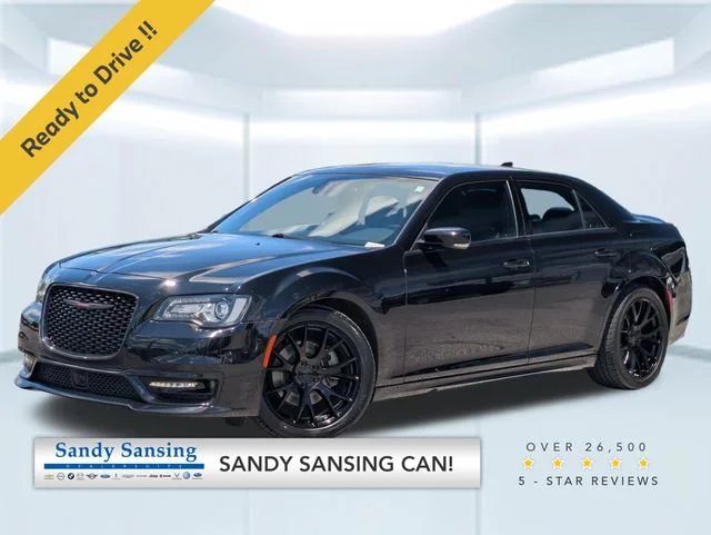 2023 Chrysler 300 S's photo