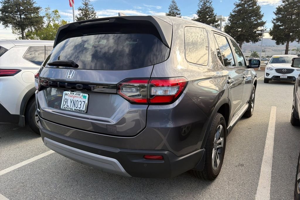 Used 2024 Modern Steel Honda EX-L image 5