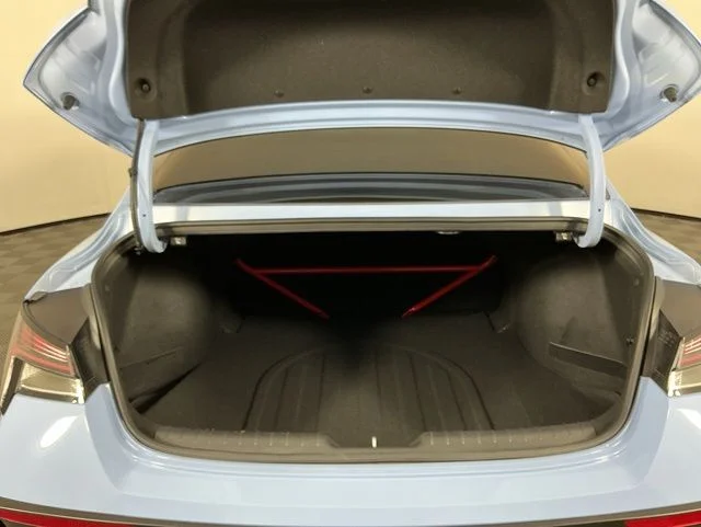 Used 2025 Blue Hyundai Base image 25
