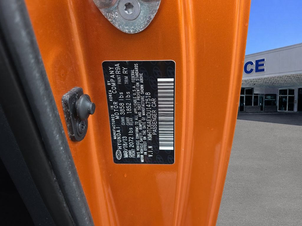 Used 2013 Vitamin C Pearl Hyundai Turbo image 30