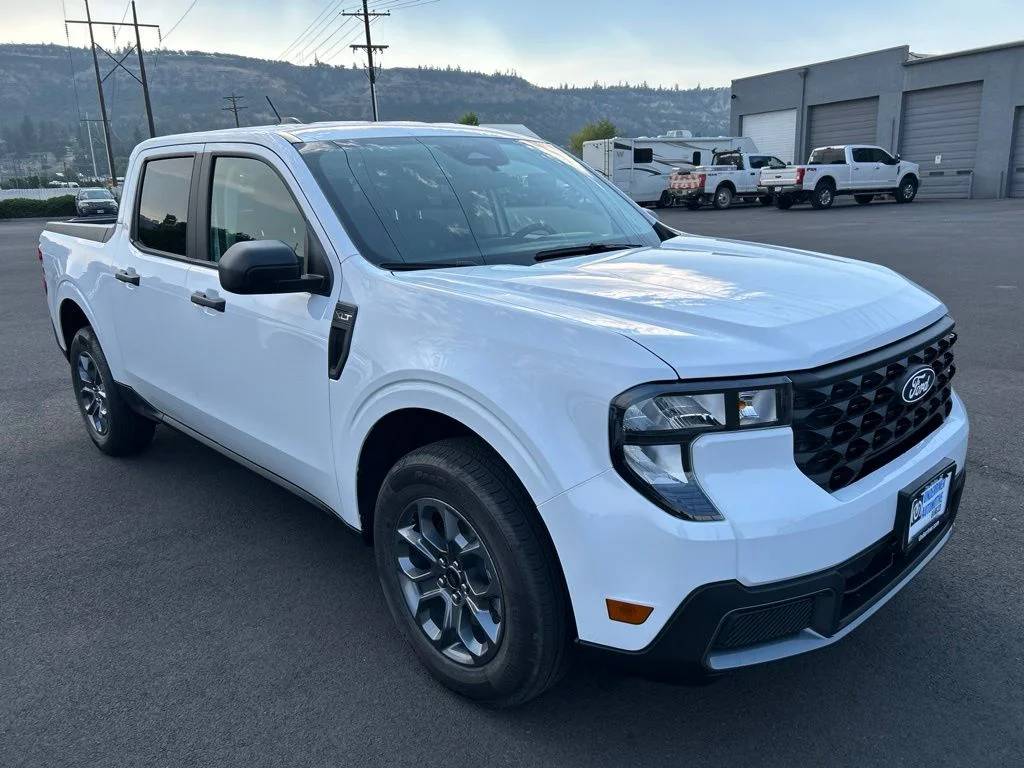 New 2026 White Ford XLT image 11